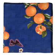Bandana foulard vintage con frutta su sfondo blu