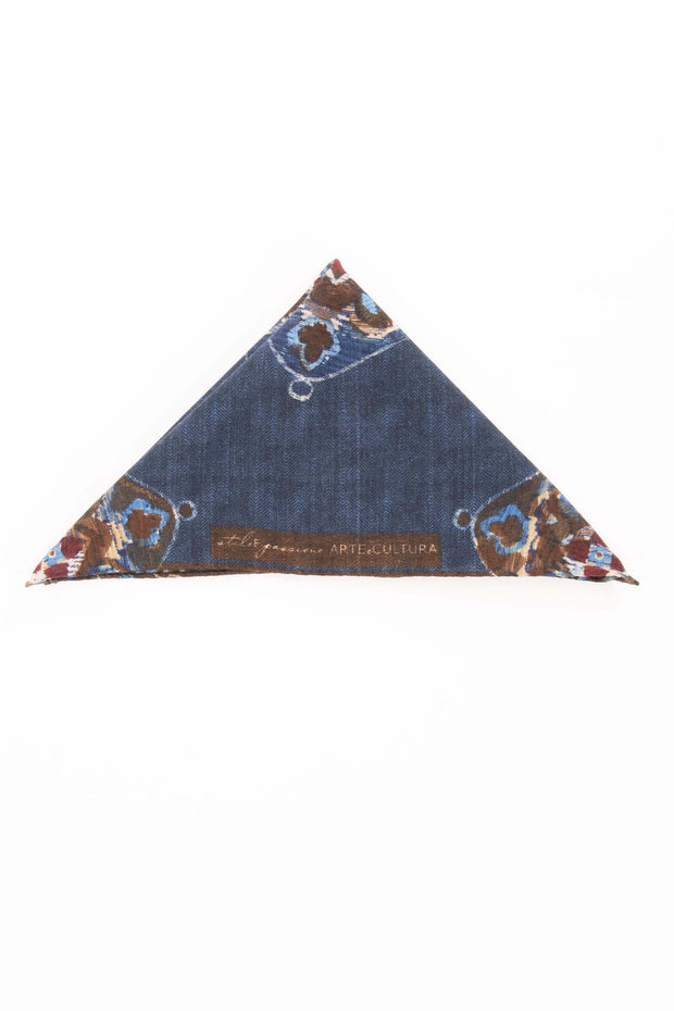 Fazzoletto blu con design vintage in lana selezionata