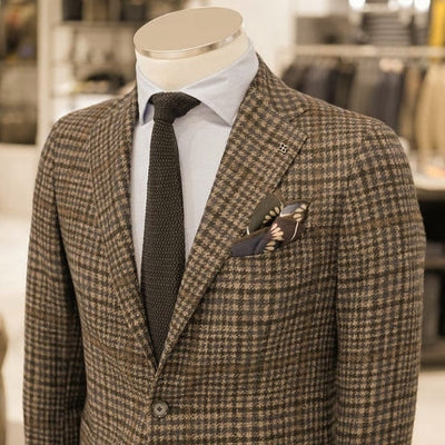 How to wear a knit tie: looks for the best occasions