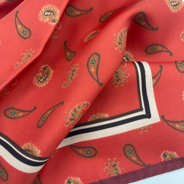 RED NECKERCHIEF WITH HISTORICAL DESIGN