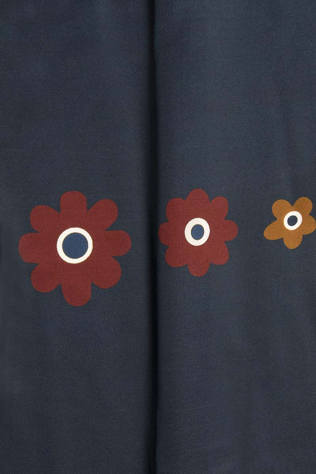 Fazzoletto blu in seta cotone con piccolo logo stampato