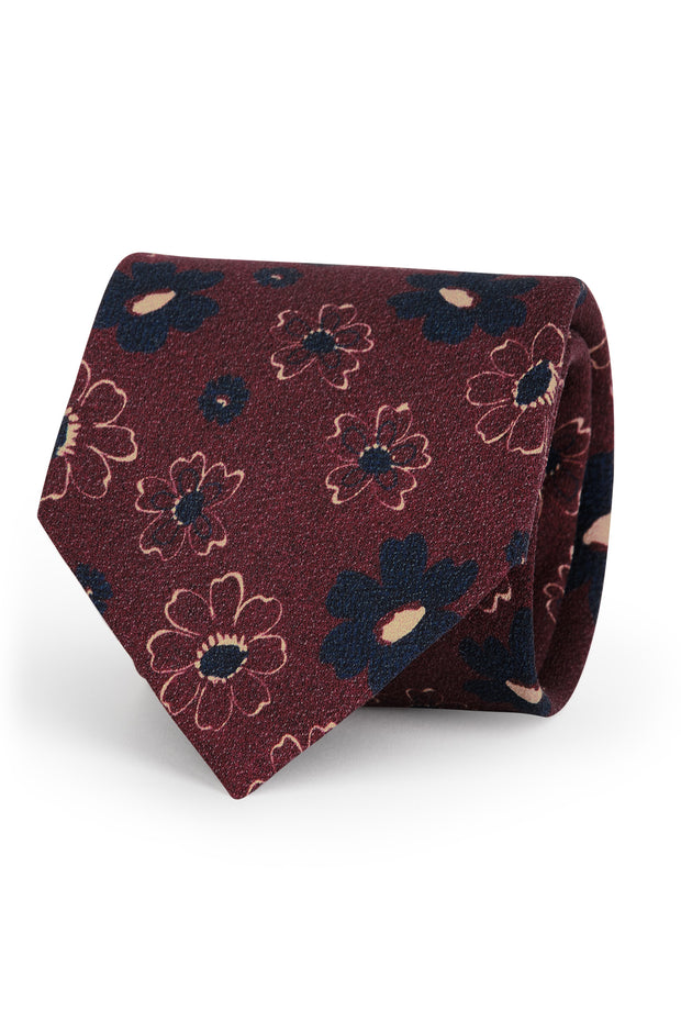 Burgundy-flowers-tie