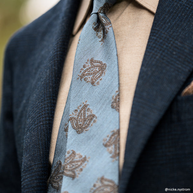LIGHT BLUE, BROWN & WHITE FLORAL CLASSIC PATTERN VINTAGE SILK & LINEN HAND MADE TIE