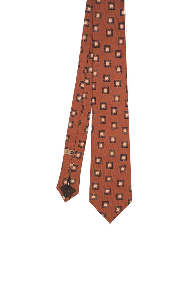 TOKYO - Cravatta arancione in seta stampata con design quadrato