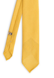 vision of the front part of the yellow grenadine garza fine tie
