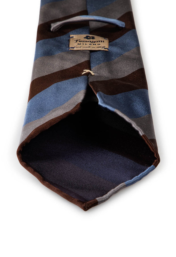 back of the luxury hand made tie with fumagalli label